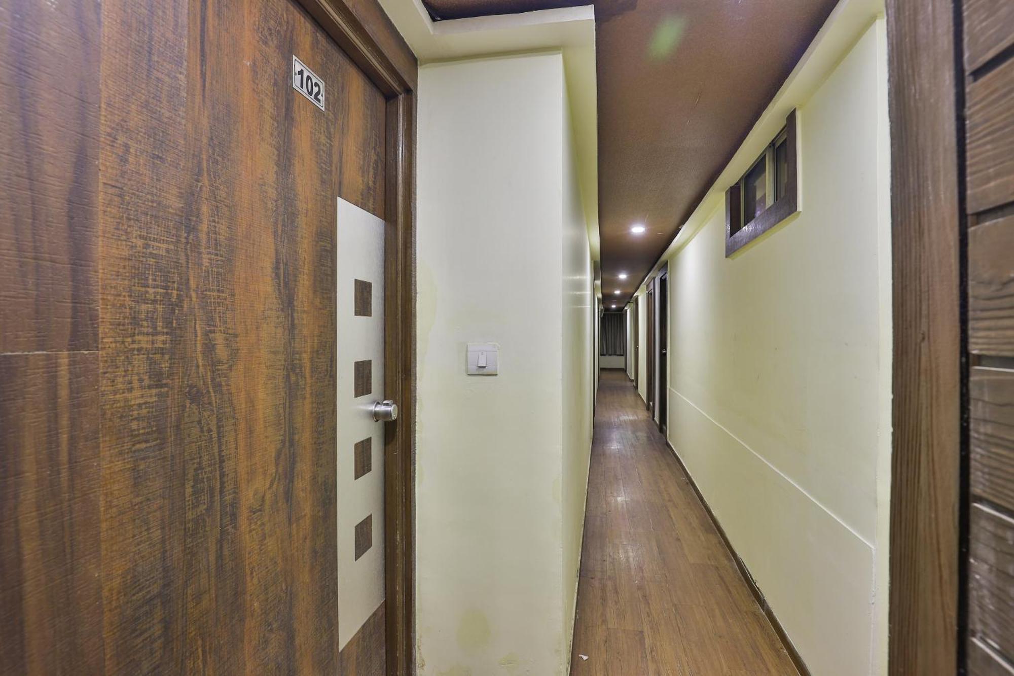 Hotel O Sri Balaji Residency Ahmadábád Exteriér fotografie