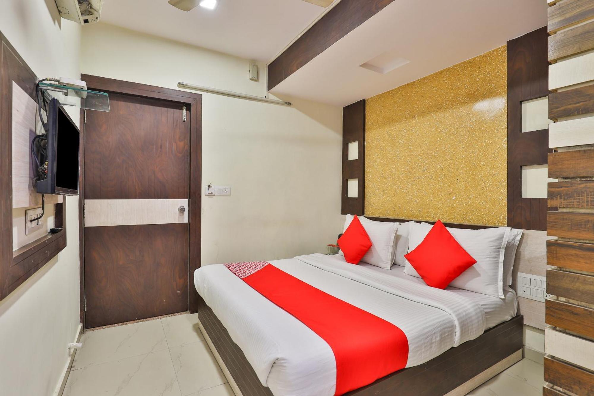 Hotel O Sri Balaji Residency Ahmadábád Exteriér fotografie